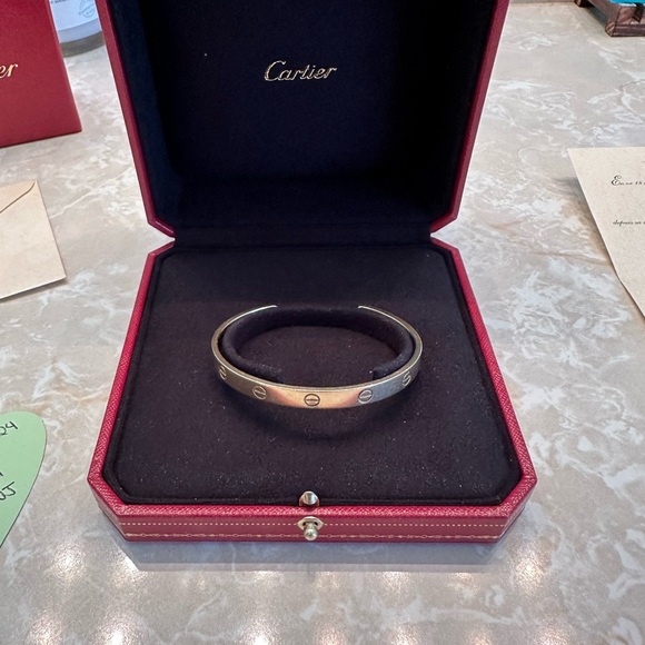 Cartier cuff LOVE bracelet yellow gold size 18 - Picture 9 of 12
